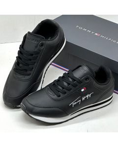 TMH Sneakers Black